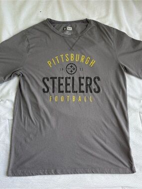 Pittsburgh Steelers Football NFL Team Apparel Gray Graphic Tee Men’s Size Large